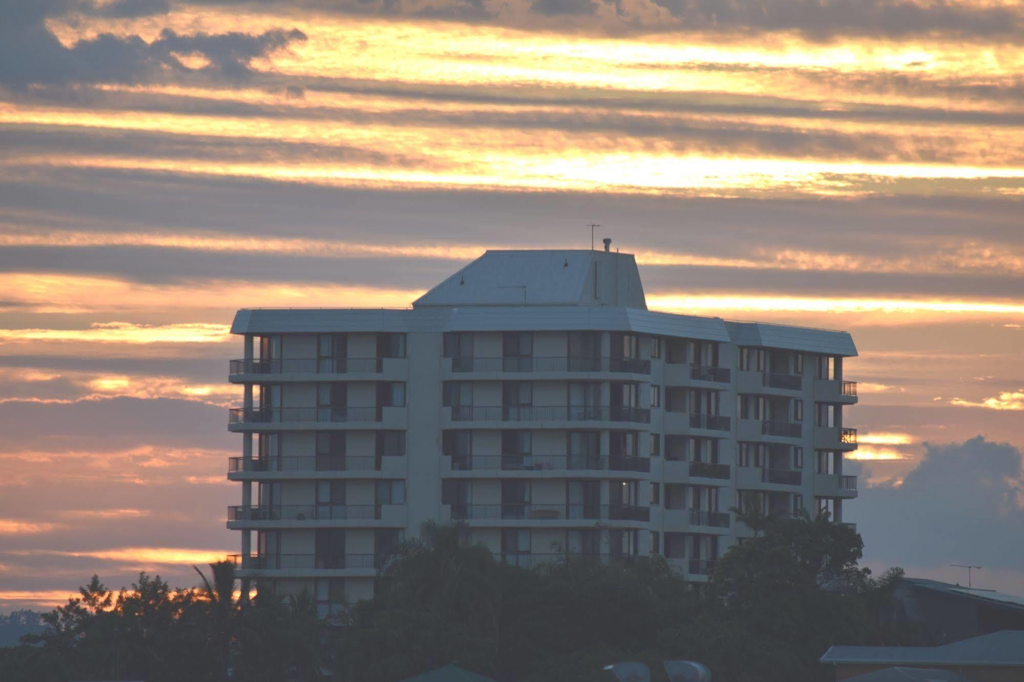 Gladstone Heights Executive Apartments Ngoại thất bức ảnh